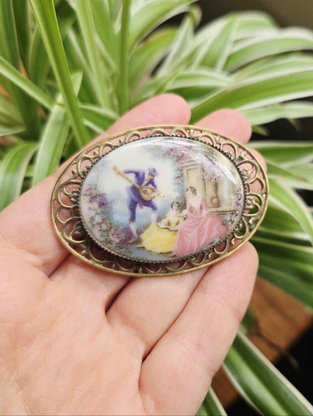 Vintage Victorian Romantic Scene Filigree Cameo Brooch Pin – Cottagecore Lapel